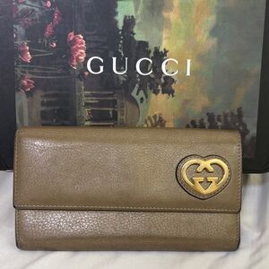 GUCCI 🌸Lovely Heart Bifold Long Bronze leather Wallet-EUC 🌹